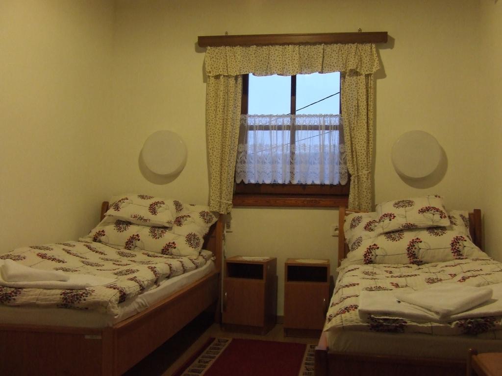 Oereg Somfa Vendeghaz Otel Uppony Dış mekan fotoğraf